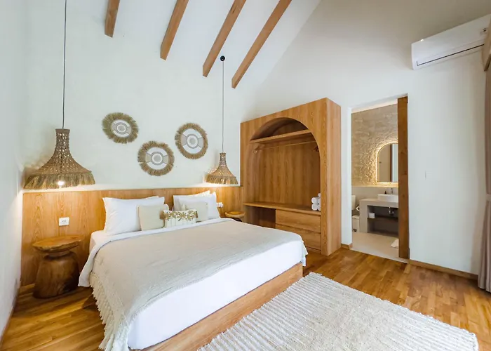 ヴィラ Two Bedroom Private Pool Batukaru *
