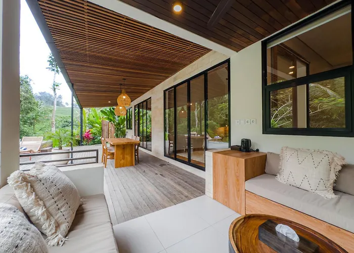Two Bedroom Private Pool Batukaru ヴィラ Penebel