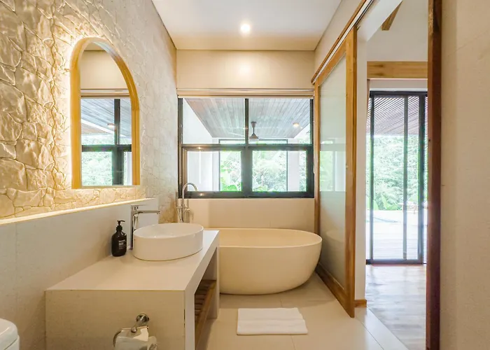 Two Bedroom Private Pool Batukaru ヴィラ